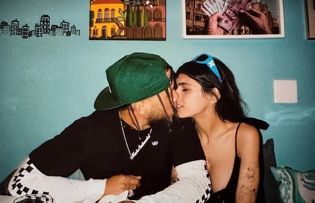 Mia Khalifa is currently dating Jhay Cortez.