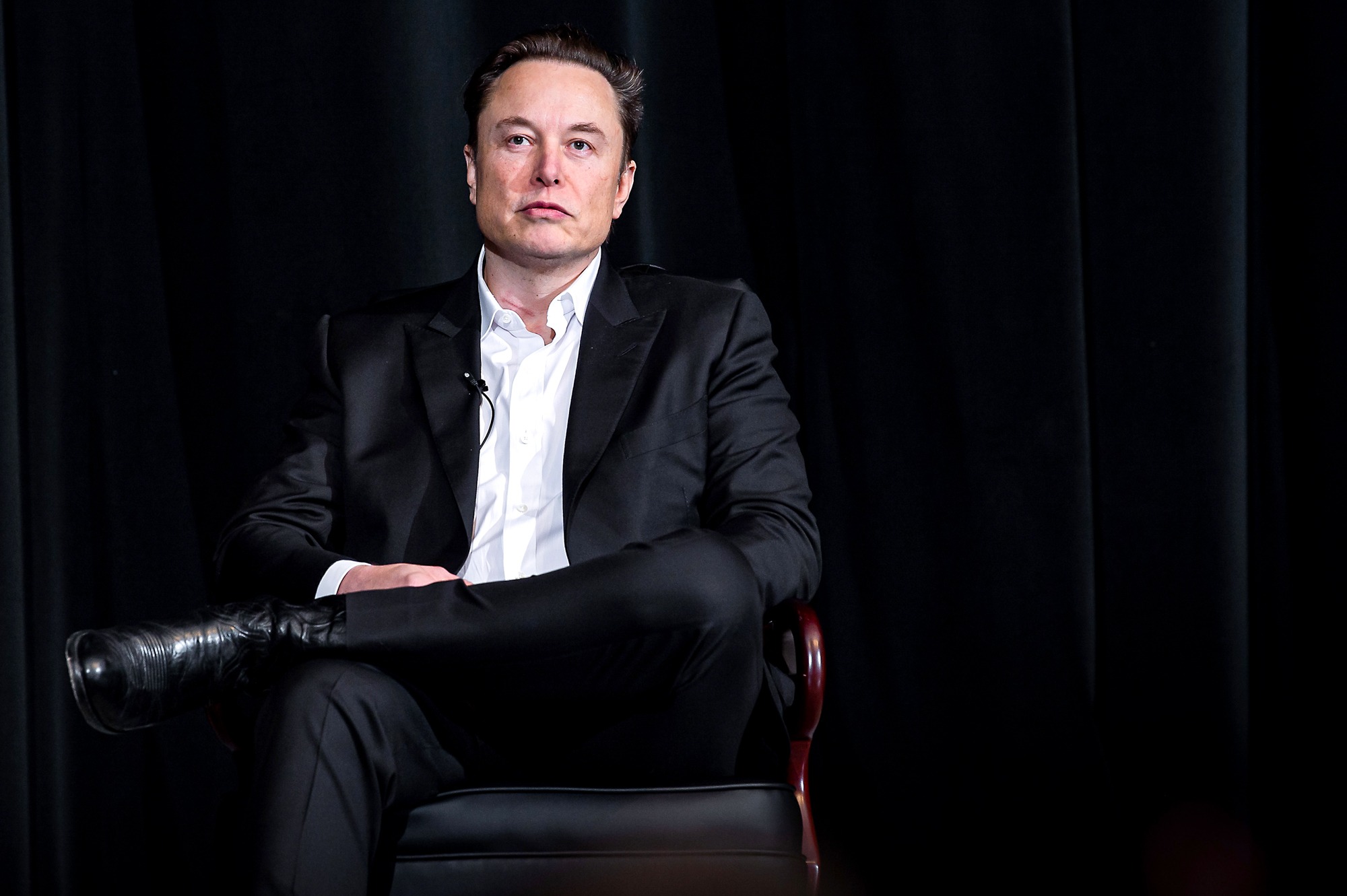 Elon Musk’s Net Worth in 2025: Who is He Dating?